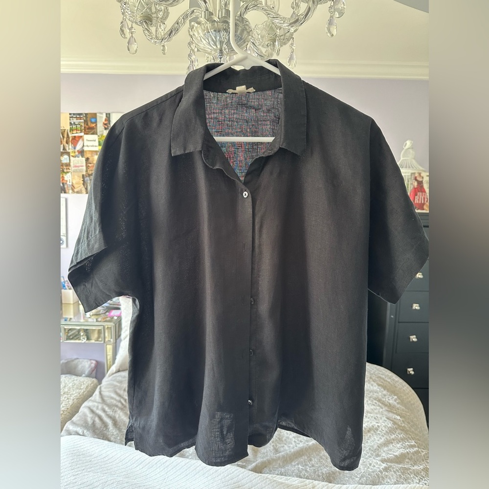 Eileen Fisher 100 percent organic linen black blouse